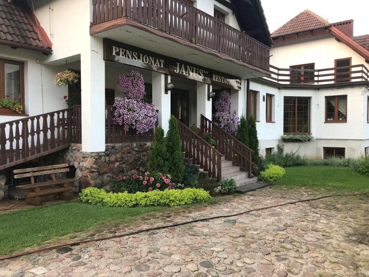 Pensjonat Janus Hotell Ruciane-Nida Exteriör bild